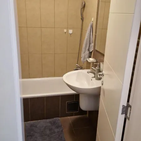 Luki Apartament *