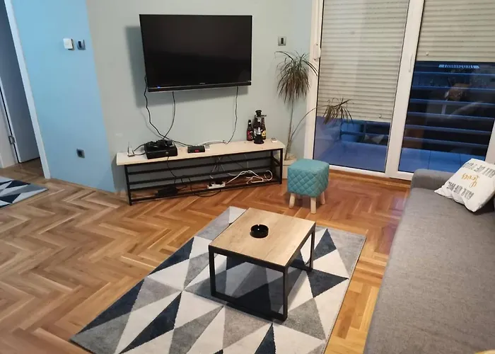 Luki Lejlighed Novi Sad